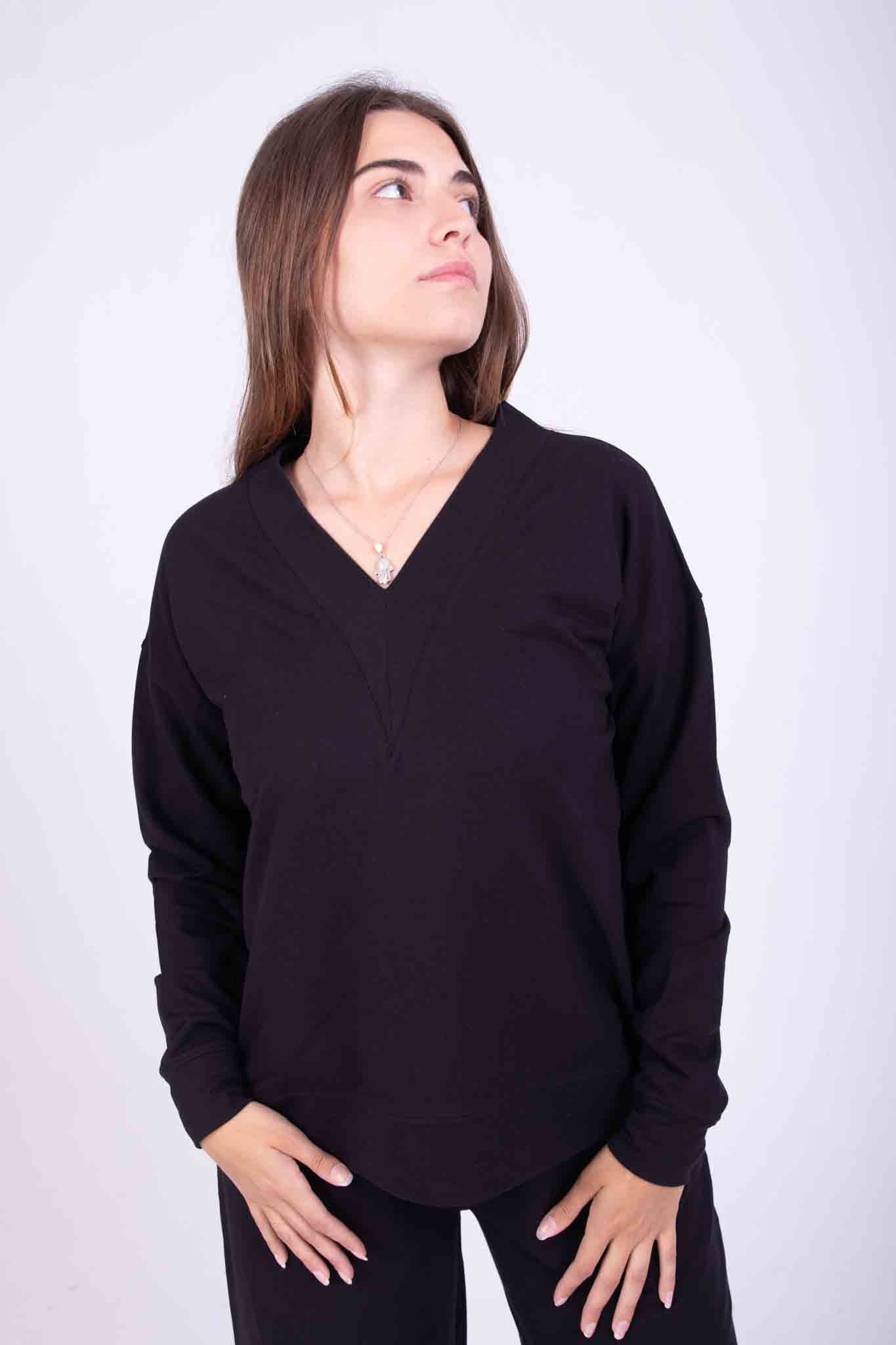 V-neck set- Black
