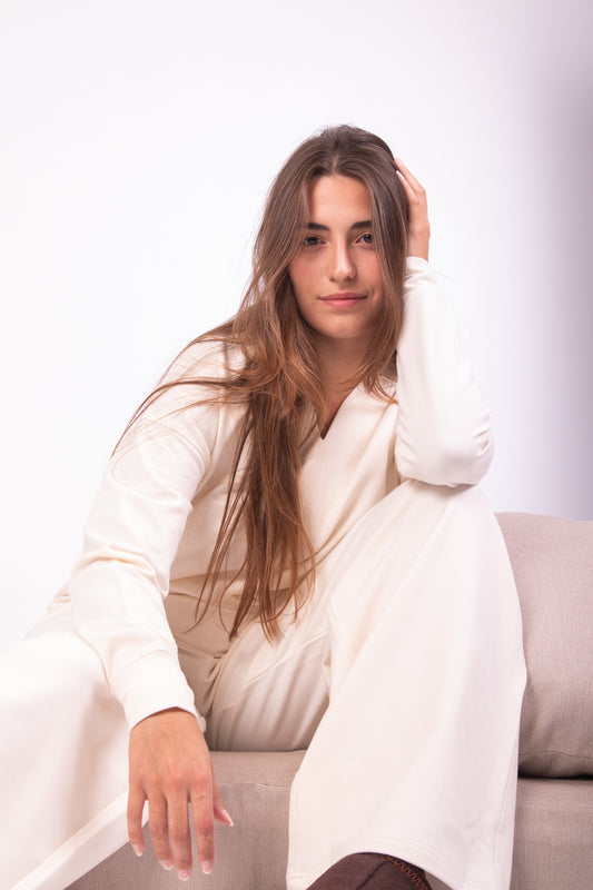 V-neck set- off white